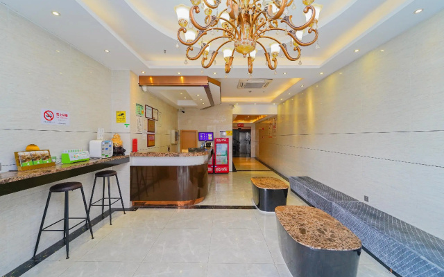 Qingzhu Hotel - Yayue Branch Shanghai East Nanjing Road Pedestrian Street
