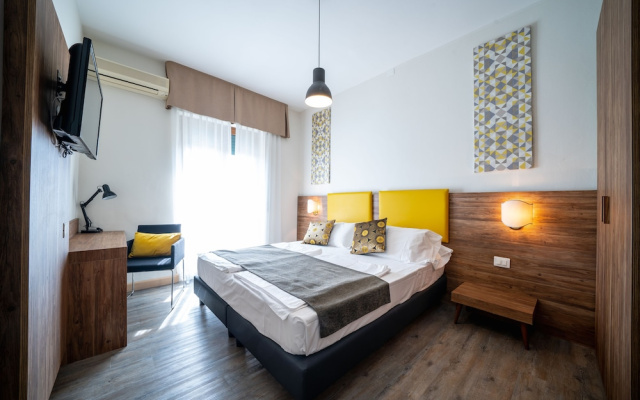 B City Hotel