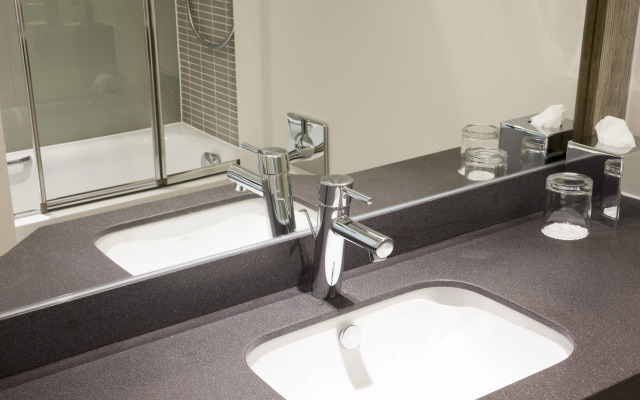 Holiday Inn Leeds Wakefield M1 Jct.40 by IHG