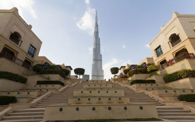 Maison Privee - Burj Khalifa Community 1