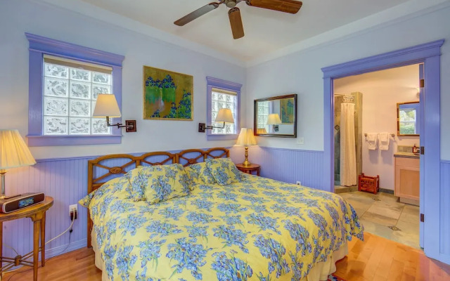 Carlisle Garden Suites