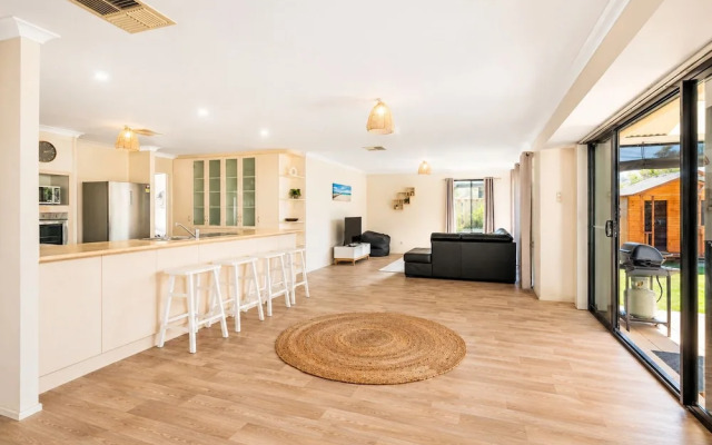Sandpiper House