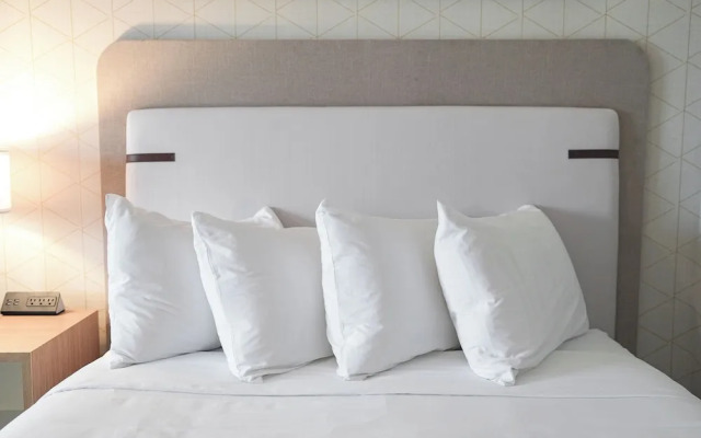 The Boulevard Hotel