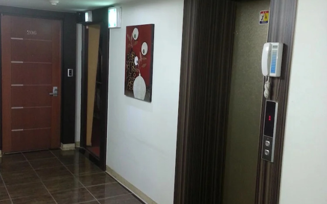 Hotel Starmade