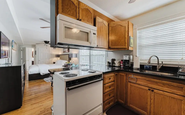 Savannah Apartment