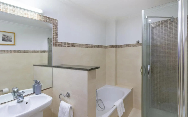 Nice apartment in excellent neighborhood
