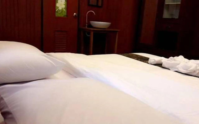 艾丽旅馆(Aree Guesthouse)