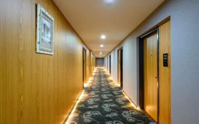 Yisu Hotel (Guanhai Shopping Mall, Xianxiang, Ningbo)