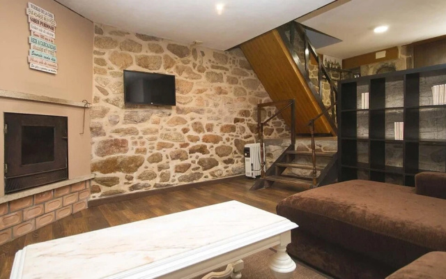 House - 3 Bedrooms with WiFi - 107749