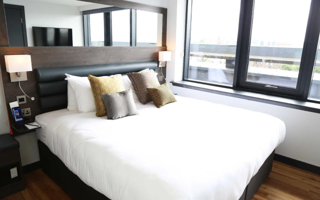 Garner Edinburgh Haymarket by IHG