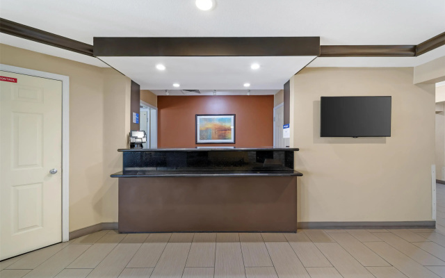 Best Western Plus Twin View Inn & Suites
