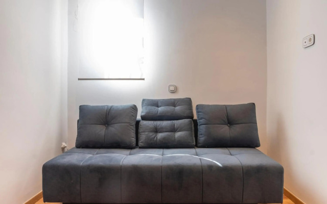 Lovely 2 bedroom rental in excellent location