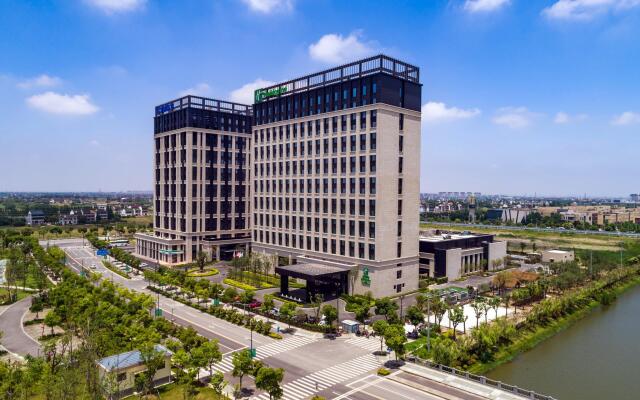 Discount  75  Off  Holiday Inn Shanghai Jinshan China Hotel Near Navy