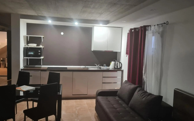 STUDIO apartment Doki