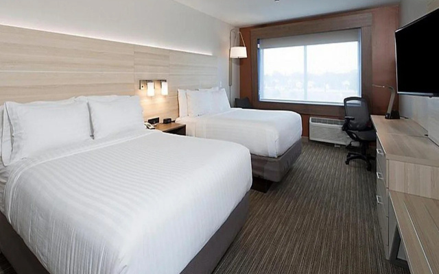 Holiday Inn Express & Suites Gaylord by IHG