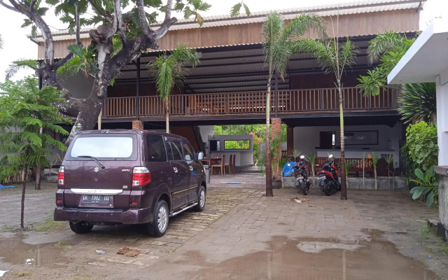 Family House Hotel Kuta
