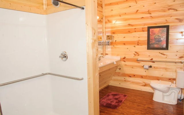 Sycamore Mansion - FourteenBedroom Cabin