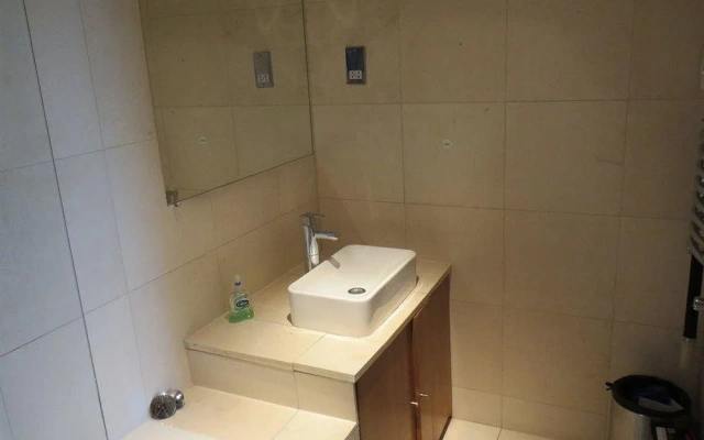 4 Star Piccadilly