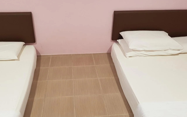 CMN Hotel