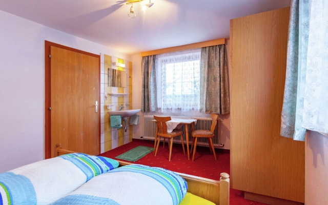 Cozy Apartment near Ski Area in See