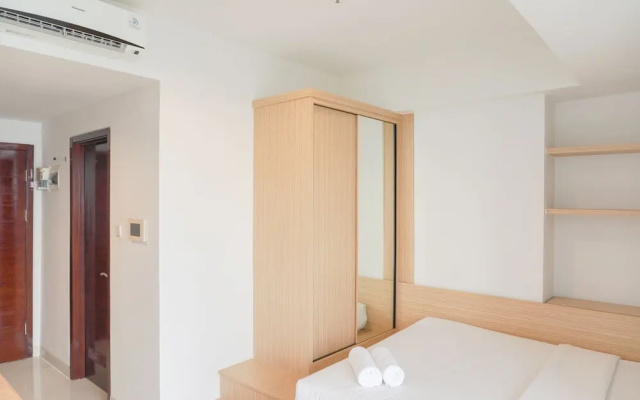 Minimalist And Cozy Studio West Vista Apartment