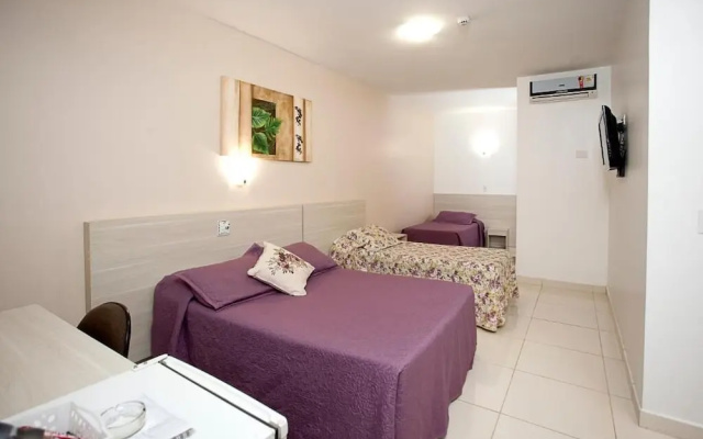 Alves Hotel
