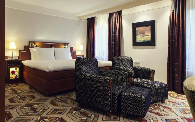 Banks Mansion Hotel
