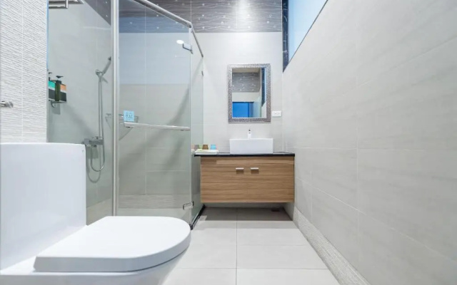 Oceanic Pearl Resort