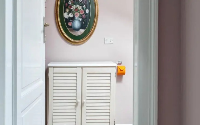 Arch of Peace Apartment