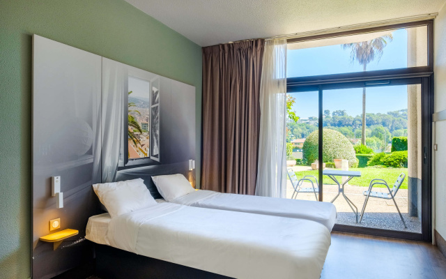 B&B HOTEL Villeneuve-Loubet Village