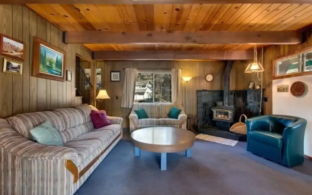 890 Candlewood Drive