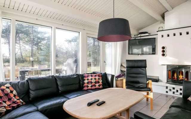 16 Person Holiday Home in Humble