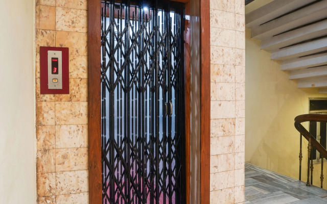 Hotel Roopali
