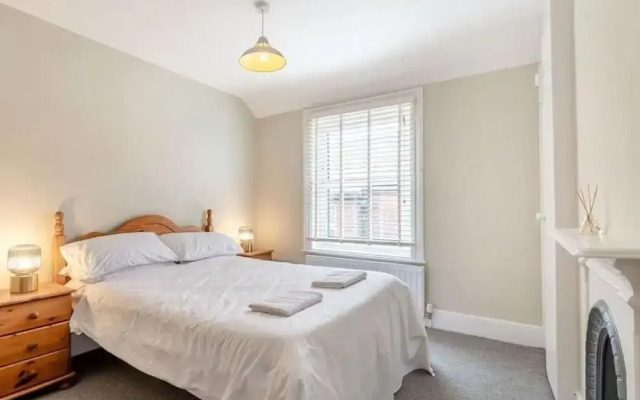 Apartment 5