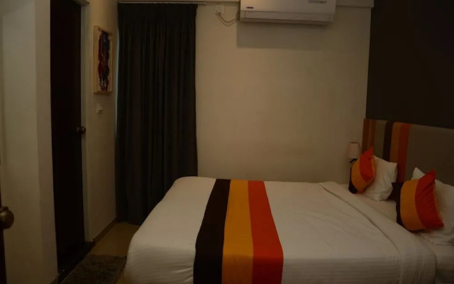 Elita Rooms