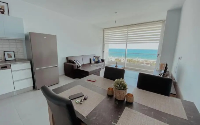 1 Bedroom with Panoramic Sea View