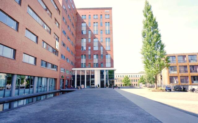 Отель Amsterdam ID Aparthotel Нидерланды, Амстердам - отзывы, цены и фото номеров - забронировать отель Amsterdam ID Aparthotel онлайн вид на фасад