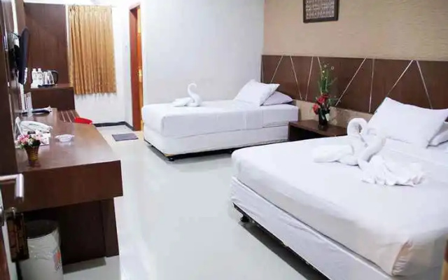 Hotel Wisata Baru