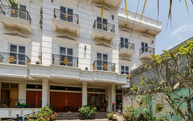 Arafah Guest House by RedDoorz