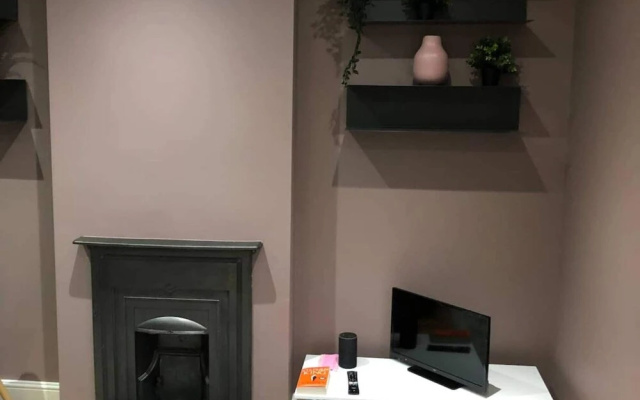 Peaceful 1 Bedroom Apartment Near Clapham Common