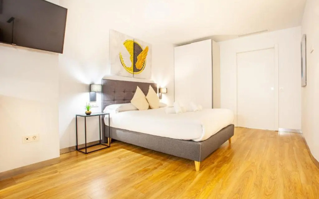 MyFlats Luxury Downtown