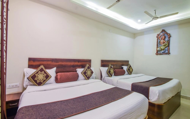 OYO 22053 Krishna Palace