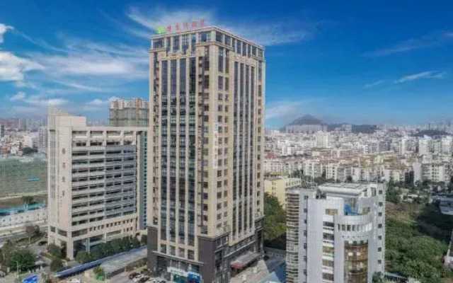 Vienna Hotel (Fuqing  Wanda Plaza)