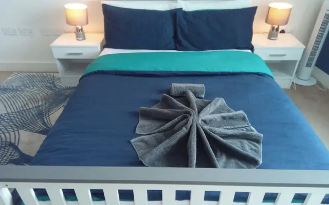 4 Guests - Marina Point East Escape in Kent