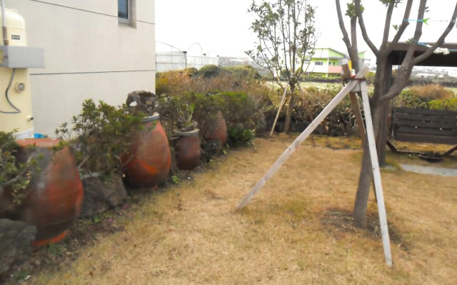 Jeju Track & Unshared House Pension