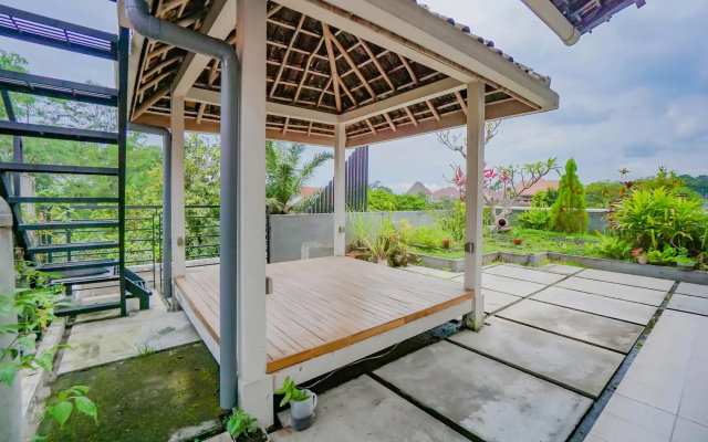 Angler Guest House Malang by OYO Rooms