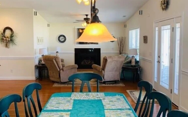 Principal Getaway - 4 Br Home