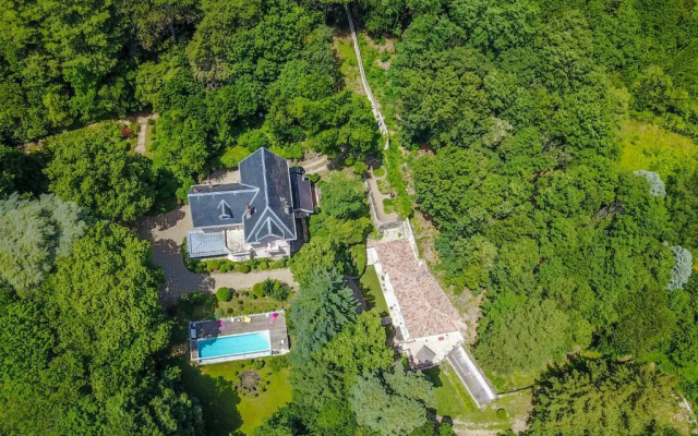 catalogImage