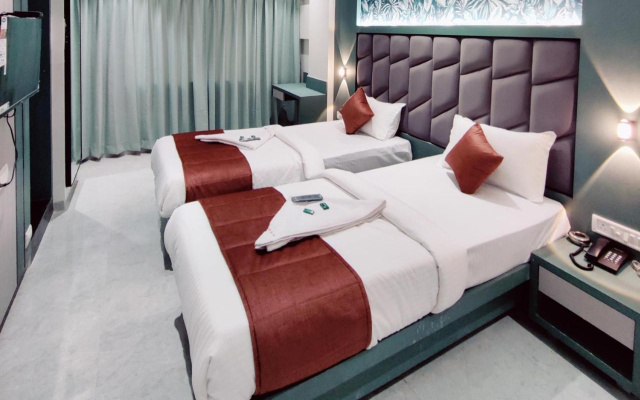 Hotel Everest Residency