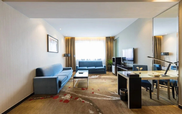 Metropolo Nantong Overseas Chinese Hotel